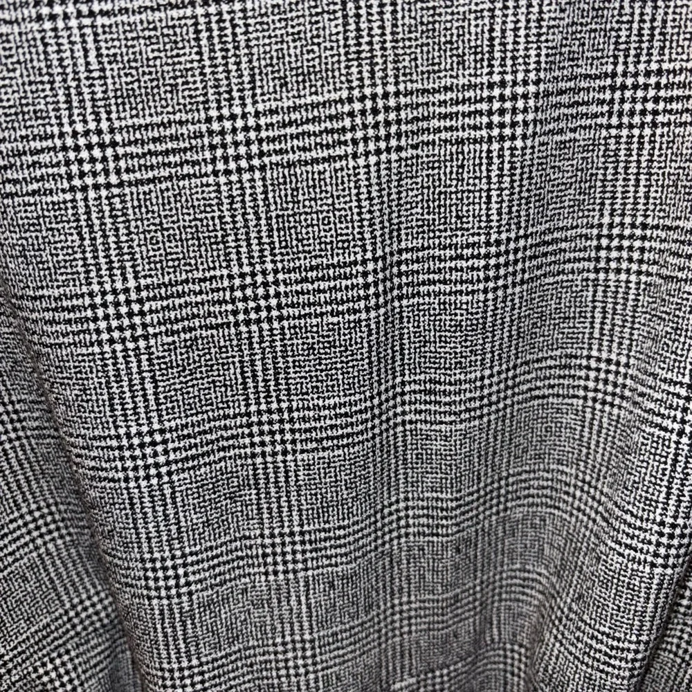 Ann Taylor Black and White Patterned Jumpsuit with Belt Size 4 - Picture 3 of 5